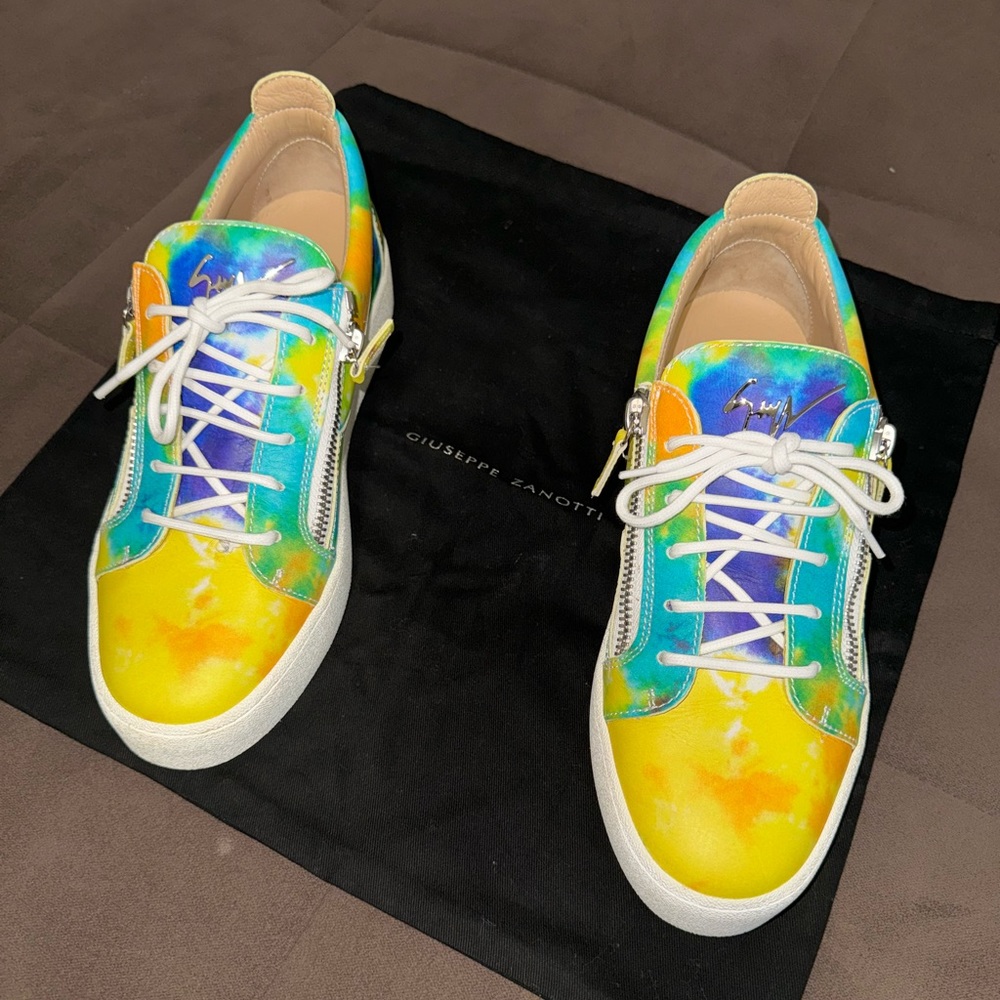 Giuseppe Zanotti sneaker ,size 9 ,color yellow ,blue ,green, white, hardly worn